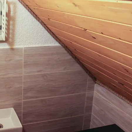 Tatil Evi Three-bedroom Holiday In Mýto pod Ďumbierom